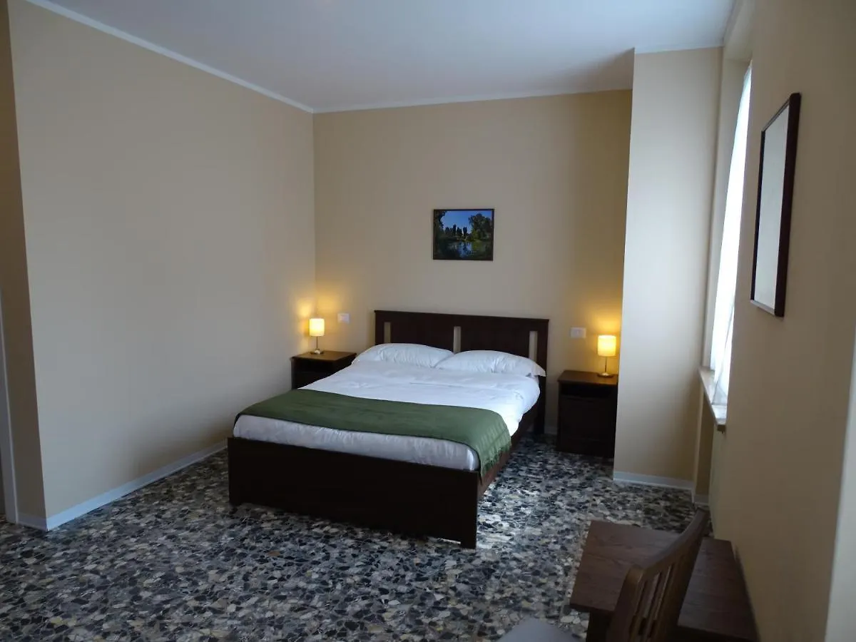 Corte Isolo Goito  Farm stay