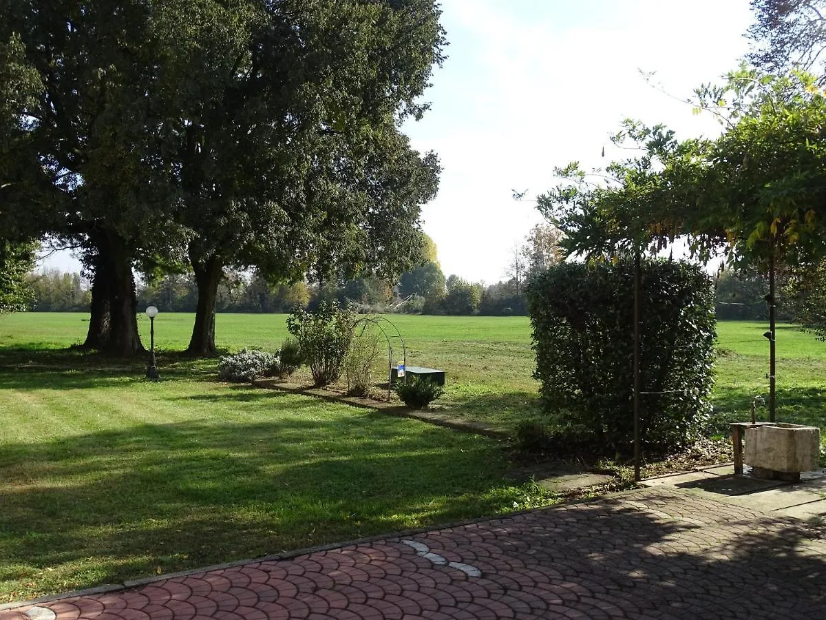 Corte Isolo Goito  Farm stay